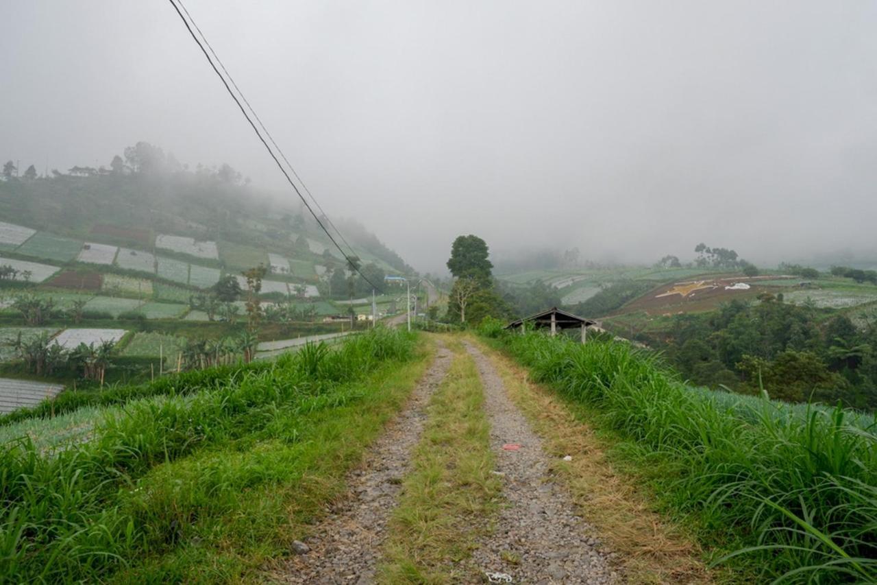 Reddoorz Near Candi Cetho Karanganyar Karanganyar  Exterior photo